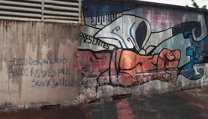 El Negacionismo Como Delito