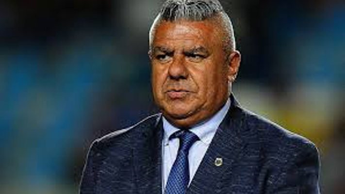El Chiqui Tapia “Hace los Deberes”